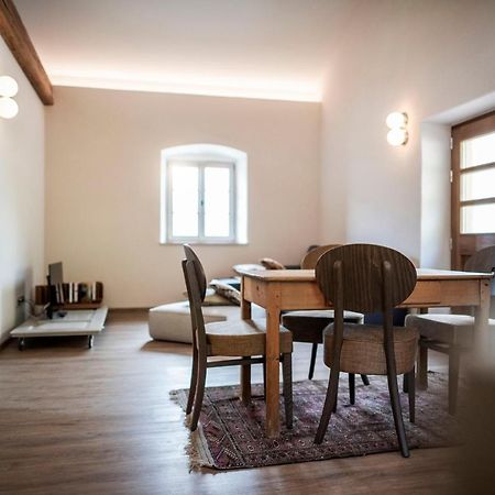 Weingut Kornell - Schafferhaus Cosmas Und Zeder Apartment แตร์ลาโน ภายนอก รูปภาพ