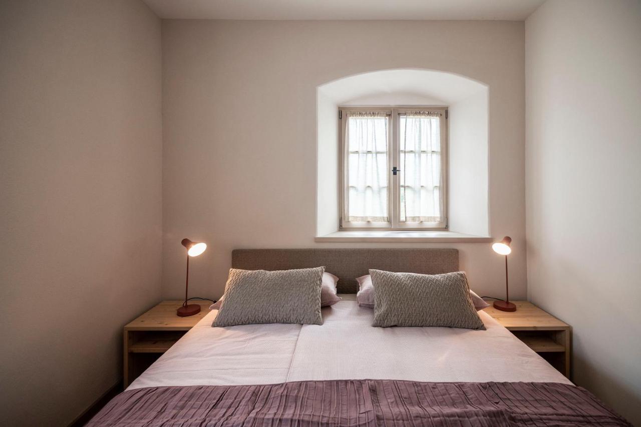 Weingut Kornell - Schafferhaus Cosmas Und Zeder Apartment แตร์ลาโน ภายนอก รูปภาพ