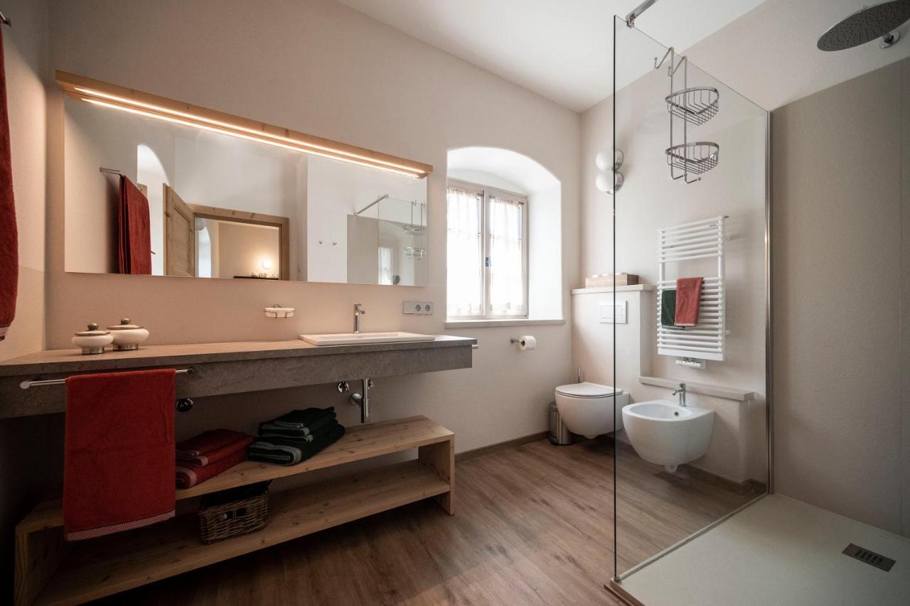 Weingut Kornell - Schafferhaus Cosmas Und Zeder Apartment แตร์ลาโน ภายนอก รูปภาพ